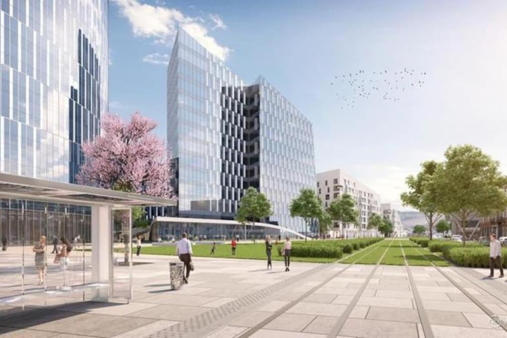 Paradis Express Neuf Face Aux Guillemins Liegi Esterno foto